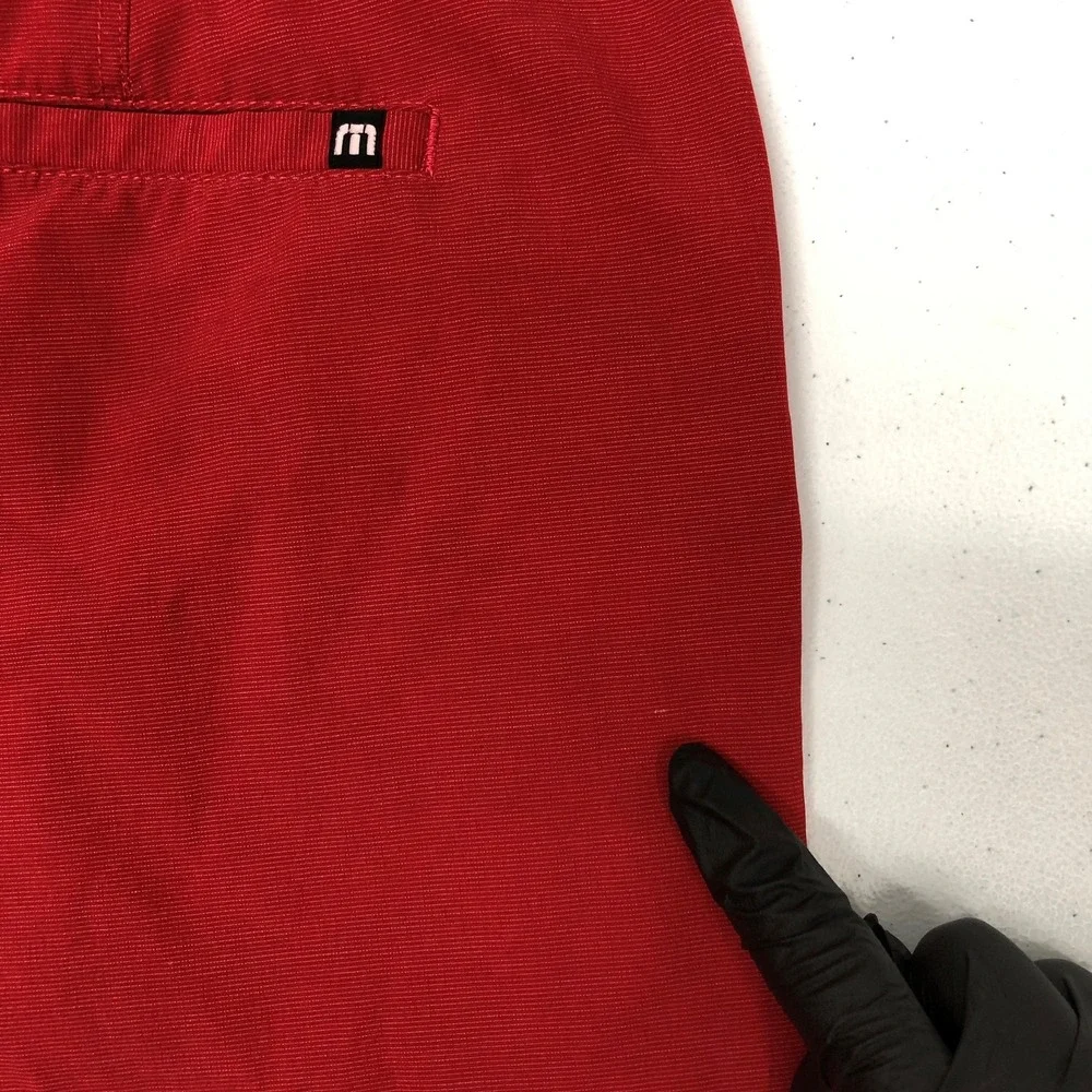 Travis Mathew Chino Shorts Mens 35 Red Stretch Microfiber Golf Casual Flat Front